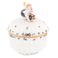 Box with figurine on lid, Shape "Swan Service", Oriental strewn flowers, gold rim (Swan service), H 15,5 cm