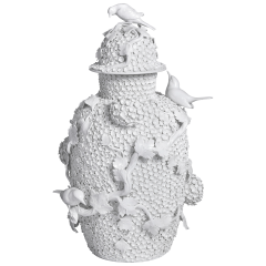 Vase mit Schneeballblüten, H 53 cm