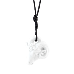 Anhänger "Sternzeichen" Widder, Weiß, Biskuit, 3,3 x 2,8 cm