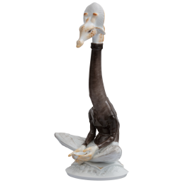 Giraffe Mrs. Silence, Bunt und gold staffiert, H 23 cm